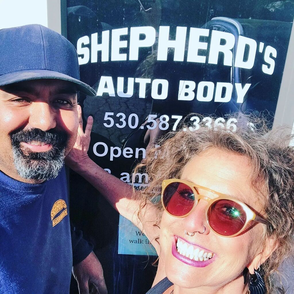 stefreyja's tweet photo. #MYAUTOBESTIE
#shepherds
#autobody https://t.co/1i4L3FZIou https://t.co/LBoQX8Gd2s