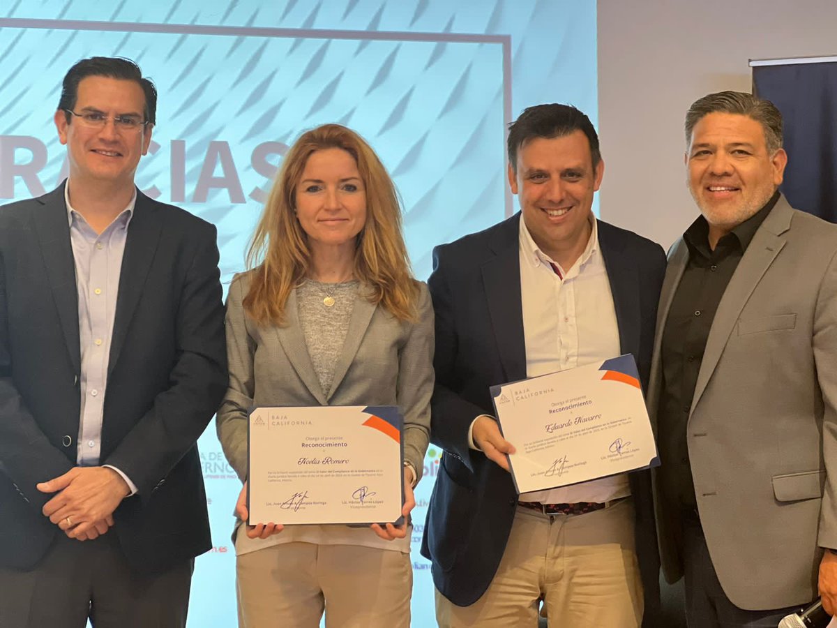 AnadeBaja's tweet photo. ⚖️ Magnífica charla de nuestros expositores Noelia Romero y Eduardo Navarro de Becompliance España. 
#anadebc https://t.co/1hgSOuWotI