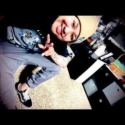 T_mufkinHOLLAND's tweet photo. #NewProfilePic https://t.co/BLqWpUk2g1