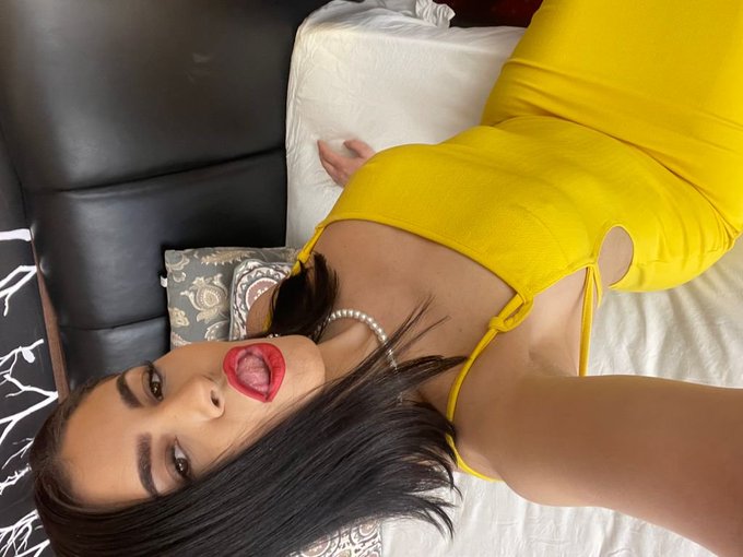 I'm online right now on SkyPrivate - pay-per-minute system for Skype live shows. Call me right now in<a href="/tag/skype"class="tags"><span>#skype</span></a>
