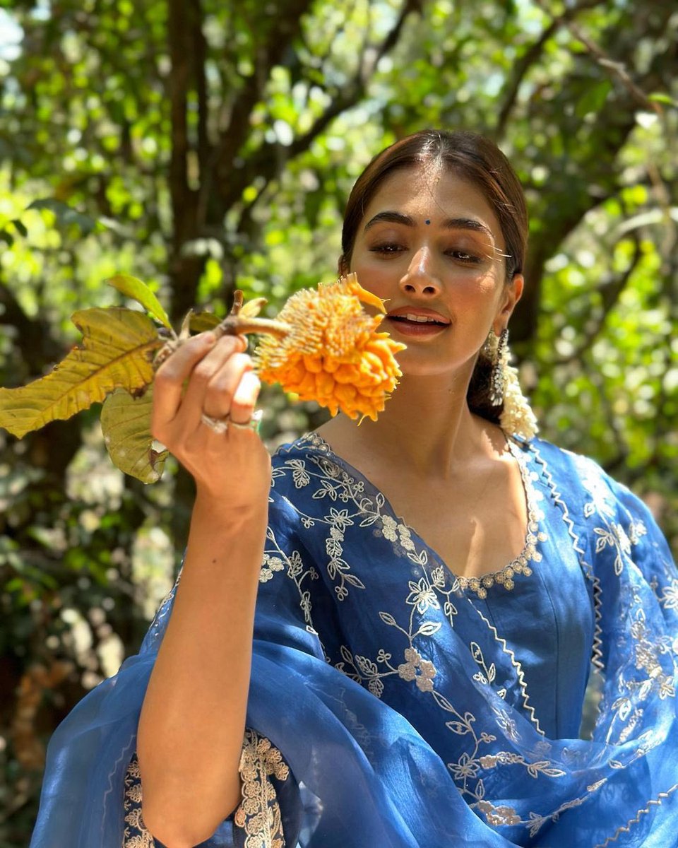 hegdepooja's tweet photo. Home ❤️ 

#holidayvibe #HomeSweetHome #vacaymood https://t.co/LMXwpfYtqC