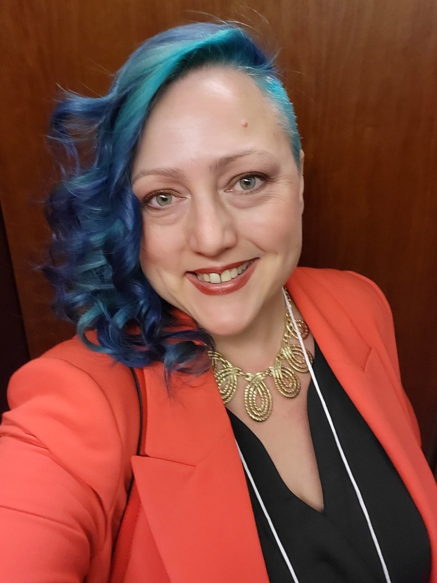 melindathrasher's tweet photo. Day 1 as an MS Activist was a success! 
Thank you @mssociety for the opportunity to attend the CA State Action day. Our force of orange was out and about meeting with legislators. https://t.co/PrsWeIedjH