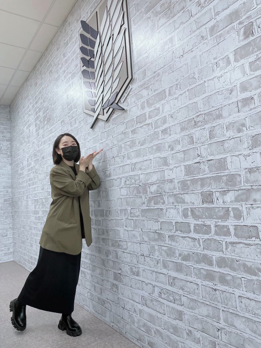 leila_hena's tweet photo. 到一個瑪利亞之牆的辦公室🥹💓
#wallMaria https://t.co/fovkDE9lQC