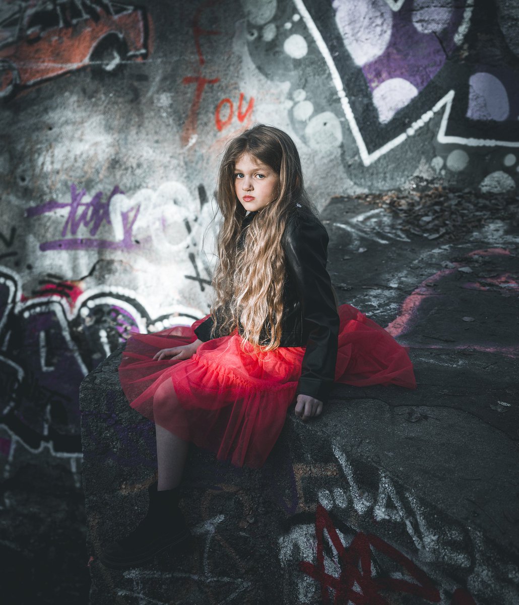 joakimhall's tweet photo. Supercoola Hailey fotograferad förra veckan. #porträttfoto #Stockholm #Vinterviken https://t.co/L2NsGnGZvq