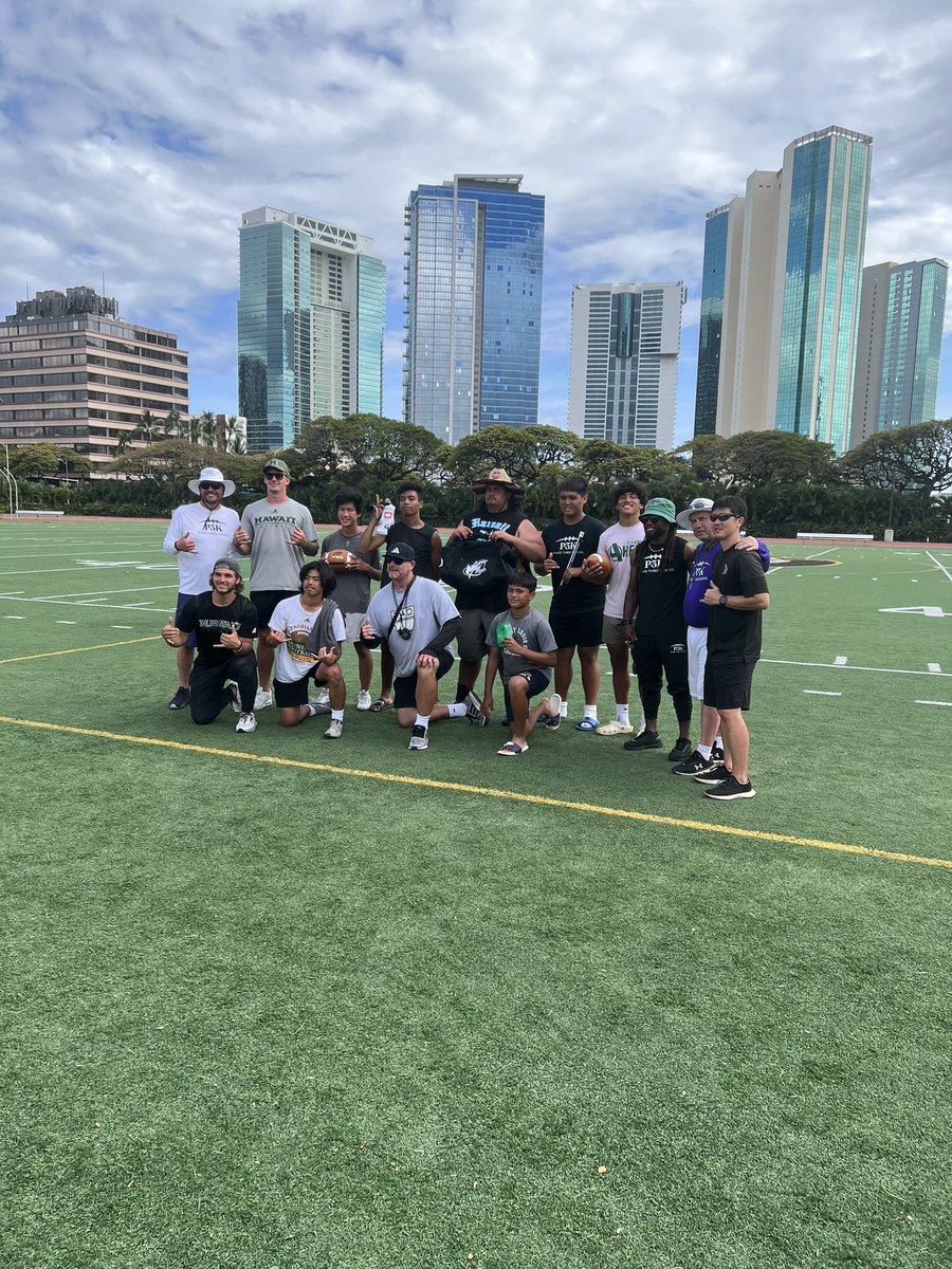 BrysonBoyea's tweet photo. Huge thanks to @Phase3Kicking for having me at their camp and giving me the opportunity to showcase my ability! Had a great time and won Best Overall Specialist! Also big thanks to @WizardKicking &amp; @LaunchPadKickT for the rewards. Camp film coming soon. https://t.co/2mi5G3lYIP