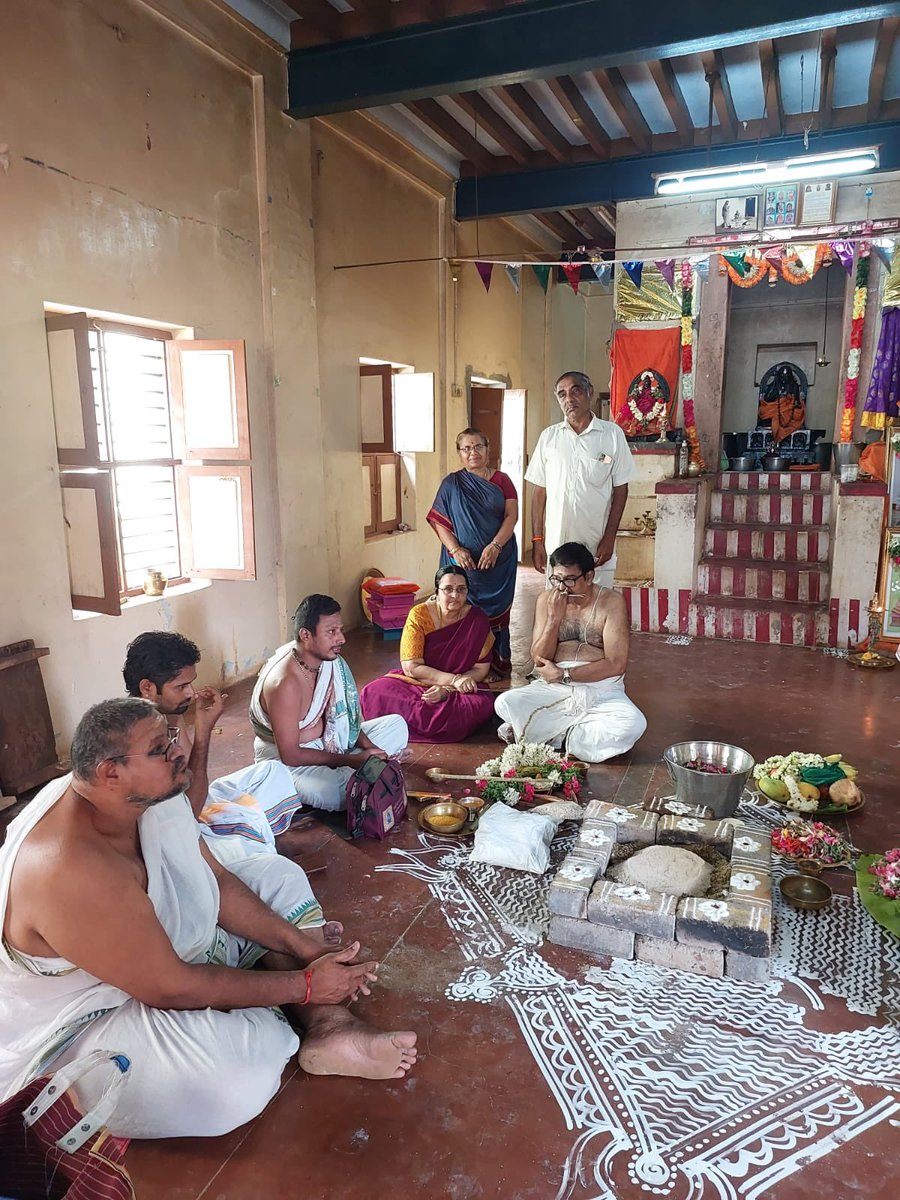 BUSHINDIA's tweet image. #sankarajayanthi
Shri AdhiShankara Shukla Panchami Pooja Sankalpam at Sivagangai Sri AdhiShankara Temple this morning.