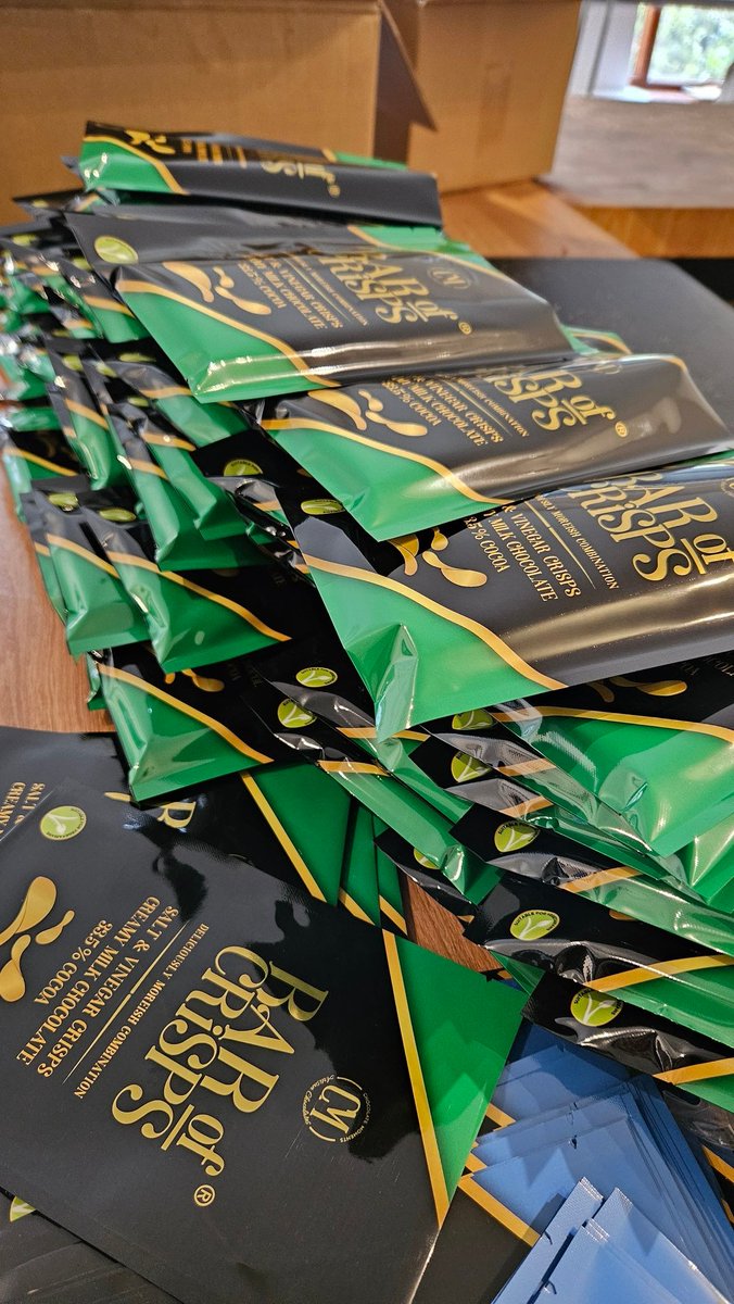 cypchocolate's tweet image. Sometimes I wonder if what I'm trying to achieve is truly impossible! #retailready #barofcrisps