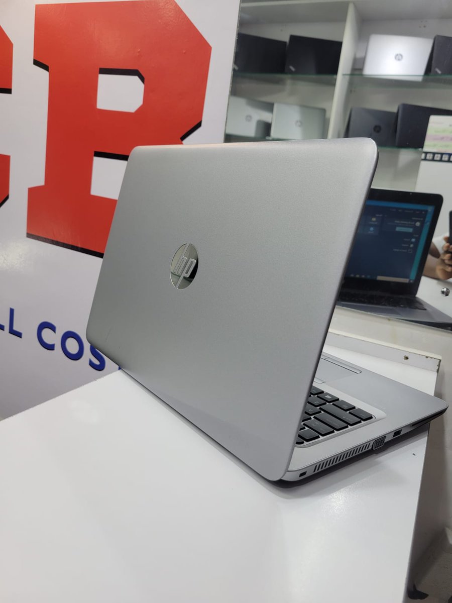 SaniBulaAI's tweet image. 🔹HP ELITEBOOK 840 G4
🔹SIZE 14 INCHES
🔹PROCESSOR INTEL CORE I7
🔹STORAGE 16GB RAM/512GB SSD 
🔹CLOCK SPEED 2.9GhZ
🔹WITH INTEL HD GRAPHICS
🔹PRICE KSH 38,000
🔹CONTACT 0717040531

#auror Kisii,Haiti,Jelani,Mackenzie,Neymar,Boutross,Al Nassr,Catholic,Airbus,Jakakimba, Kalenjins
