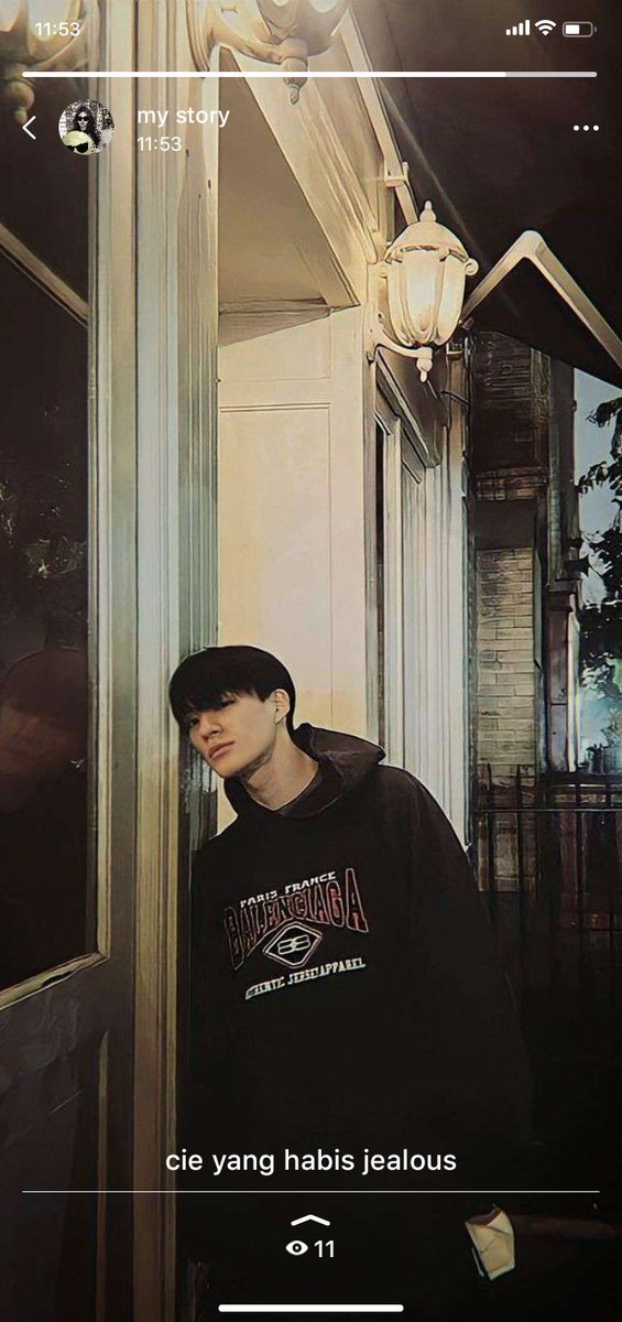 seishiroeL's tweet photo. — jealous? cutee

;  onetweet alternatif universe ‘AU’
   jeno https://t.co/F95z761FnG