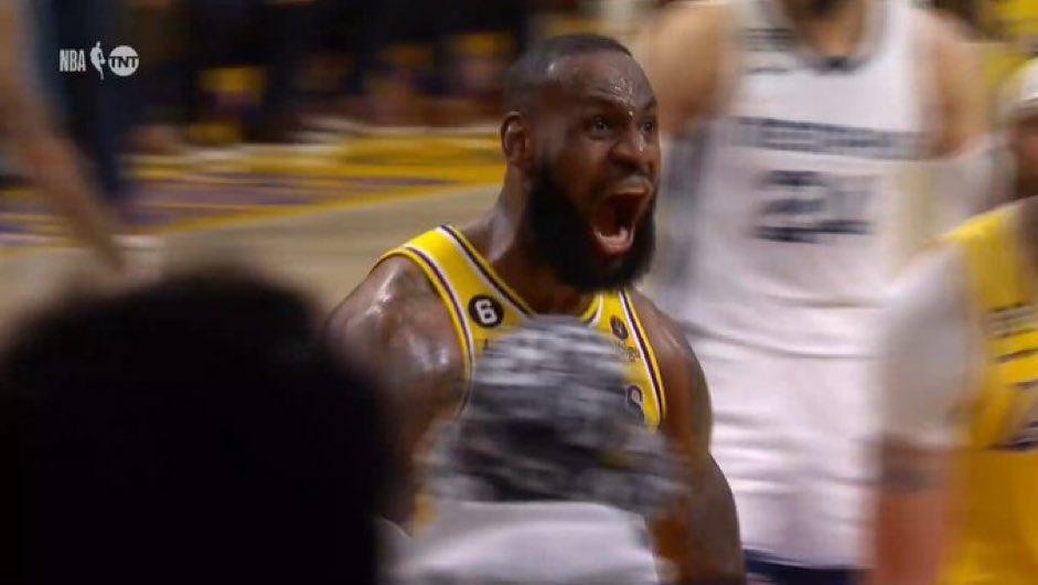 DaKidGowie's tweet photo. LeGreatest Ever! 👑 #NBAPlayoffs https://t.co/tNdVctaaEq