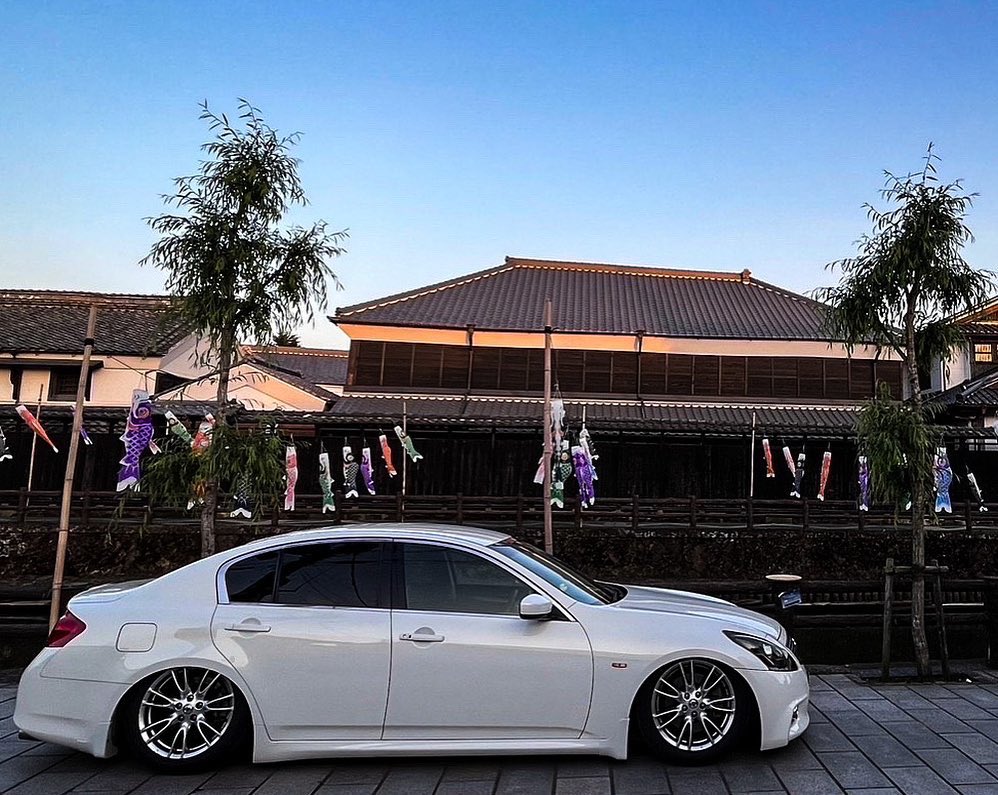 tk_skylinev36's tweet photo. #v36スカイライン #Infinityg37 #エアサス https://t.co/EVRRXB7BWN