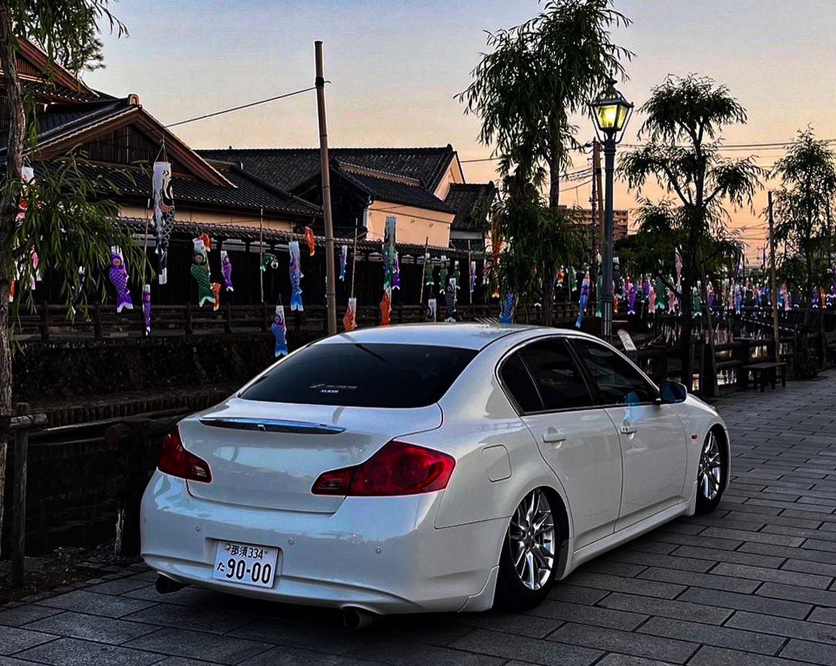 tk_skylinev36's tweet photo. #v36スカイライン #Infinityg37 #エアサス https://t.co/EVRRXB7BWN