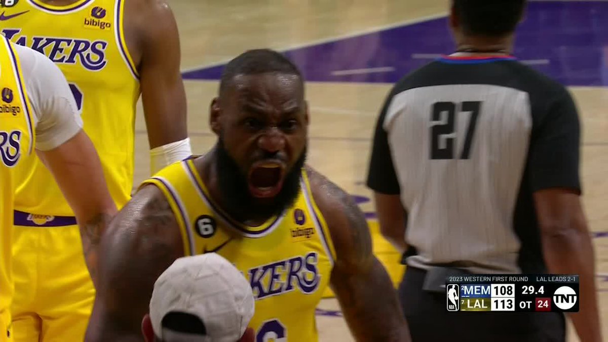 SportsCenter's tweet photo. BRON CAN'T BE STOPPED 😱 https://t.co/o8A1fr0KvR