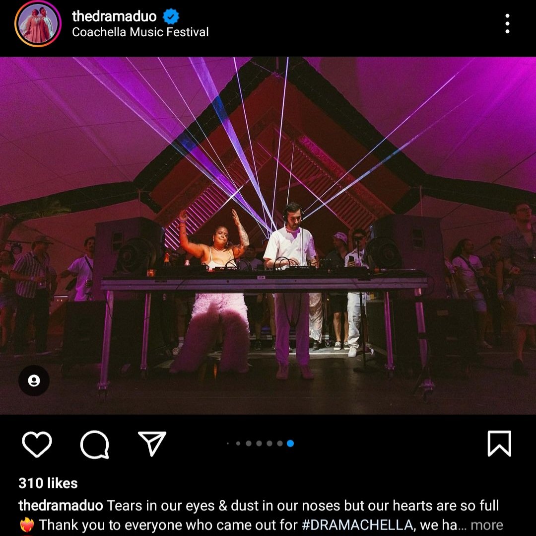 justauser2021's tweet photo. Yay I made it into the picture!!! @TheDramaDuo @coachella @TheDoLaB #Coachella https://t.co/nSNLNpQaUr