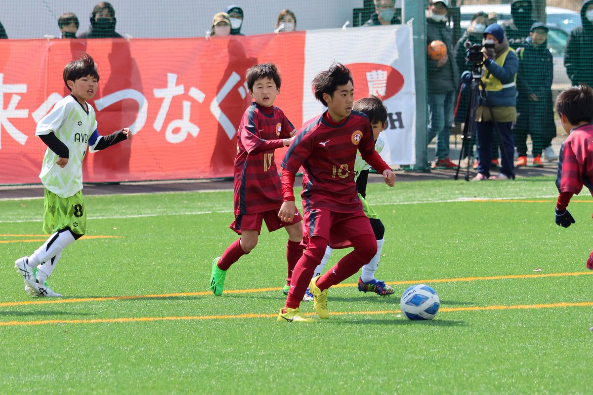 zennoh_sports's tweet photo. ⚽️JA全農杯全国小学生選抜サッカーin北海道🌽
🔥4/8-4/9実施の北海道大会決勝戦の動画公開‼️
#FCDENOVA札幌(札幌)🆚#AVENDAFC (函館)の熱戦をご覧ください👀
👉https://t.co/BM1e50zI0l
#チビリンピック#JA全農杯#チビリンサッカー#全農 https://t.co/q4GnQyOlw3