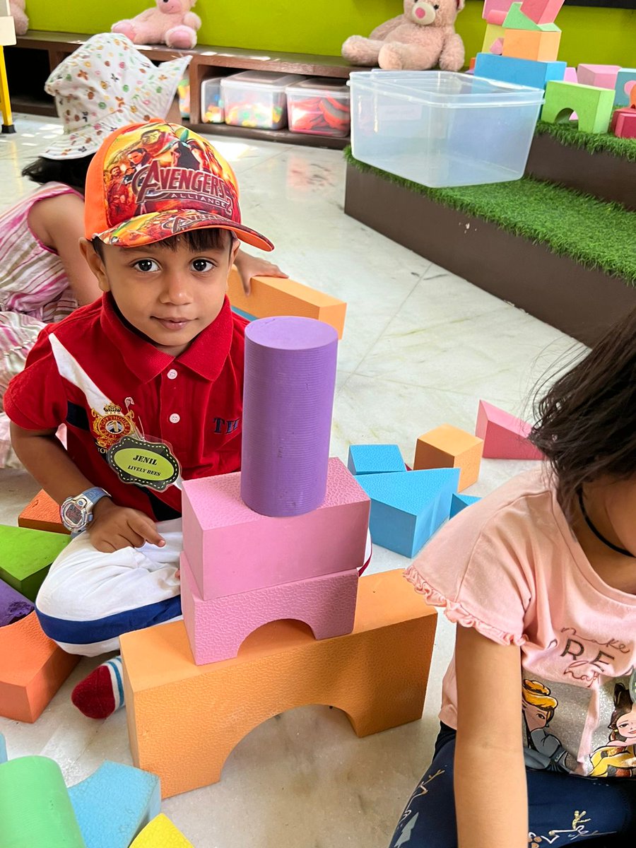 SunderjisGA's tweet photo. #busybee #summercamp
Our Summer camp is buzzing with different activities every day. Learning the art of building and constructive play enhances their motor skills and helps them learn problem-solving. https://t.co/74MjxNnpKh