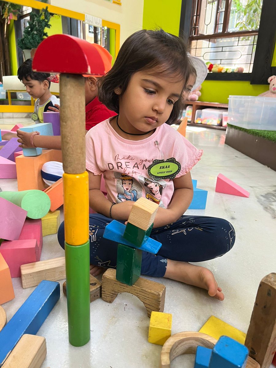 SunderjisGA's tweet photo. #busybee #summercamp
Our Summer camp is buzzing with different activities every day. Learning the art of building and constructive play enhances their motor skills and helps them learn problem-solving. https://t.co/74MjxNnpKh