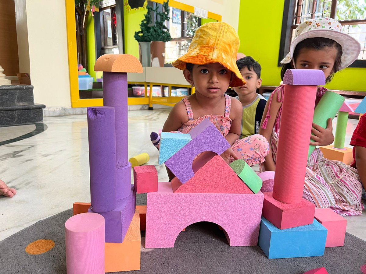 SunderjisGA's tweet photo. #busybee #summercamp
Our Summer camp is buzzing with different activities every day. Learning the art of building and constructive play enhances their motor skills and helps them learn problem-solving. https://t.co/74MjxNnpKh