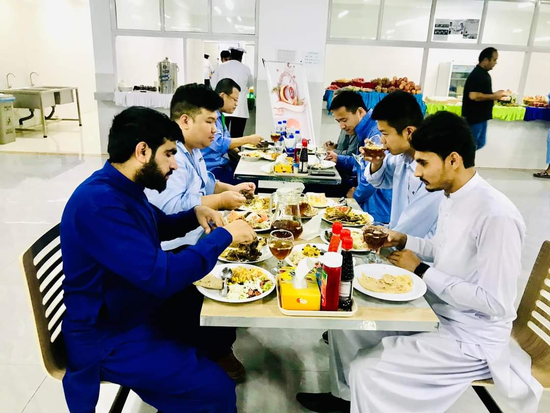 2/2 The Project sent several goats, watermelons, around 2500 pieces of drinks and other’ life empathy . These gifts are for thanking them for their contribution to the Project and sending them festival wishes.                     <a href="/TharCoalBLock1/">Thar Coal Block-1 Power Generation Company</a> 
#Eid Mubarak  #CPEC10Y