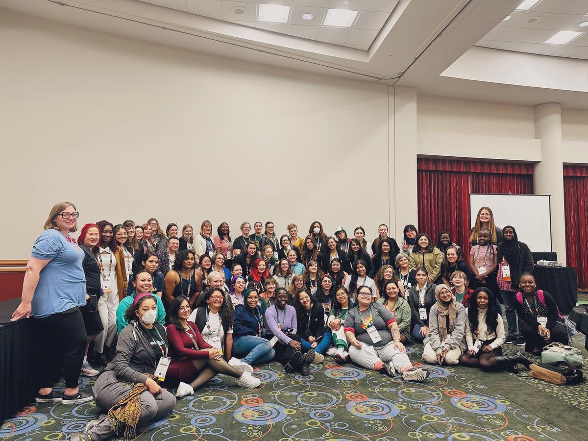 nicolefrale's tweet photo. There are amazing things at @pycon, but @pyladies is definitely one of my favorites.
Share with wonderful and admirable women around the world is such an honor.
I just can say thanks for this experience.
#PyLadiesLunch #PyLadiesAuction #PyConUS2023 #womenintech https://t.co/Rd5ftfvtJj