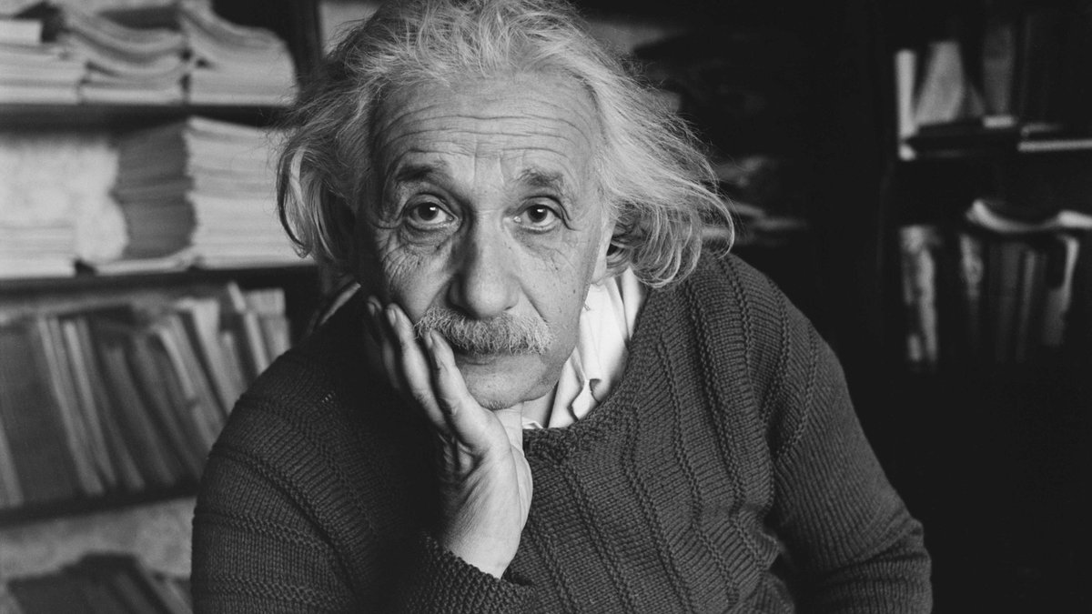 0xKunal's tweet photo. Two powerful quotes by Albert Einstein on Curiosity and Problem Solving:

"It's not that I'm so smart, it's just that I stay with problems longer."

"I am not a genius, I am just curious. I ask many questions. And when the answer is simple, then God is answering." https://t.co/LDHTKCsUc0