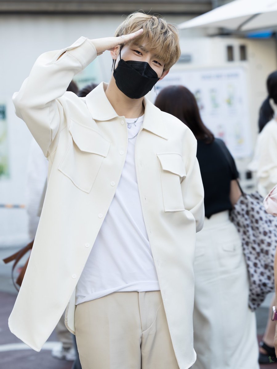 kokoon_s2's tweet photo. #코쿤 #KOKOON 
#김새암 #새암 #Wolfric  

2022.10.02 🦋 PR

* https://t.co/uBacgn9HG0