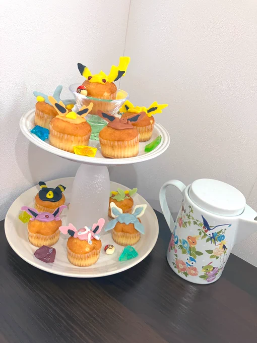 可愛いの極み作っちゃったブイズのカップケーキタワー 
