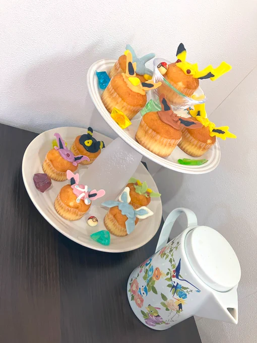 可愛いの極み作っちゃったブイズのカップケーキタワー 
