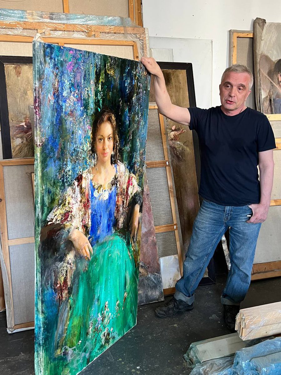 Blokhinart's tweet photo. #artinvestment #familyheirloom #masterpiece #oilpainting #masterwork #nikolayblokhin #comissionportrait #artist #nikolai #painting #arte #artecontemporanea #customportrait #artista #dibujo #desenho #artefino #retrato
#blokhinart https://t.co/roOoFw0Ol4