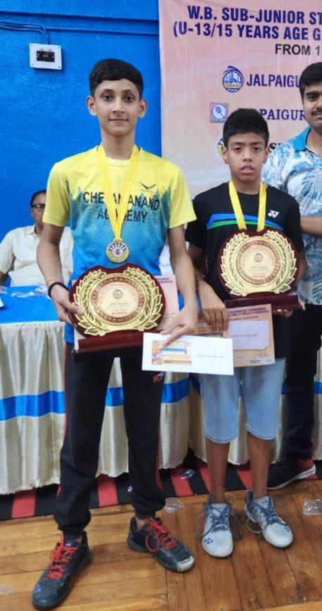 BChetanAnand's tweet photo. Good Results by our academy kids 💪🏻

West Bengal state tournament:
MOUSIF.  U-13 BD- 🥇&amp; BS- 🥉

Madhya Pradesh State tournament:
NITYA  U-15 GS-🥈&amp; GD-🥈

Keep working hard and many more wins to come 👍🏻

#badminton #makingChampions 
#chetananandacademy 
#chetananandsportscenter https://t.co/b0DhpcppSN