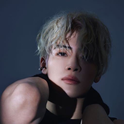 230425 Weibo profile picture update 

#RikimaruHappyGraduation 
#力丸
#Rikimaru