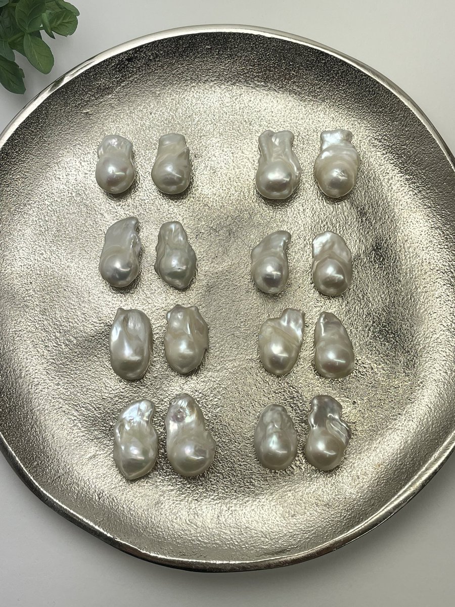 MIKIPEARL's tweet photo. Instagramにて先行発売！
 https://t.co/WCK562mGTi https://t.co/NBSuZSVUzc