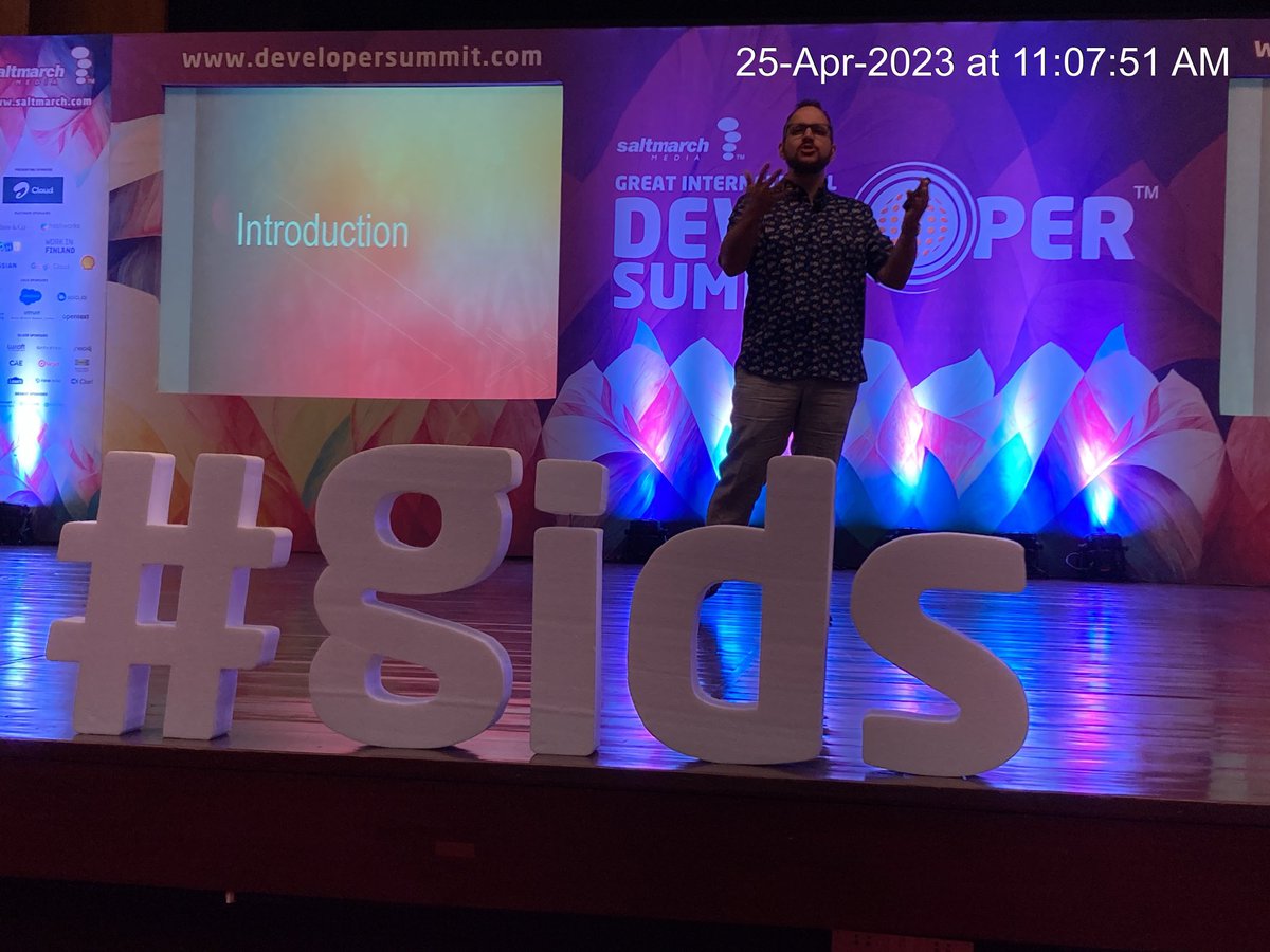 PARI'sPapa UK Gupta 💙 tweet media