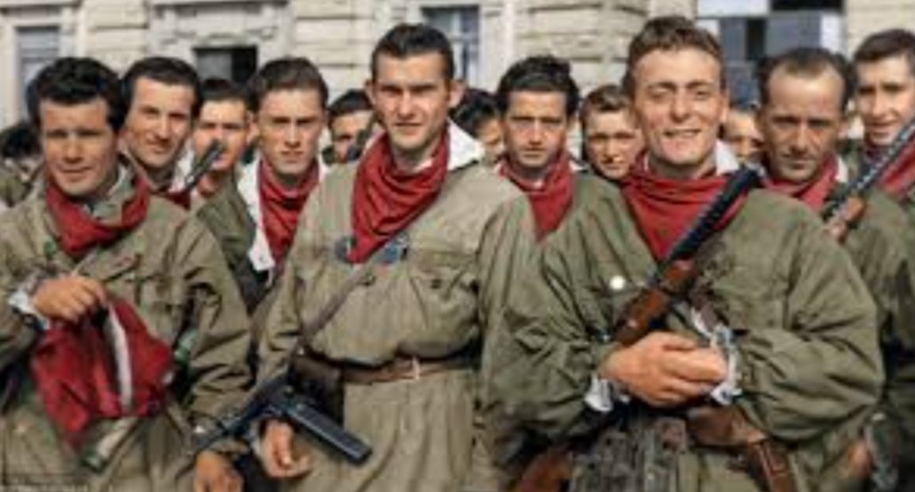 Demeyer80's tweet photo. Partigiani comunisti nel nord Italia
#25aprile #brigategaribaldi #Liberazione #gappisti https://t.co/6aMXHIS6UM