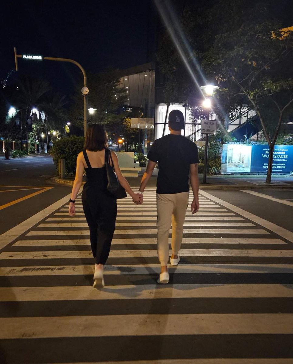 1_davao's tweet photo. #1D_Entertainment 
Actors Marco Gumabao &amp; Cristine Reyes were trending due to his (Marco) latest post.  "You are my home and my adventure all at once ❤️😘 ".

📸 Marco Gumabao

#MarcoGumabao 
#CristineReyes 
#CelebrityPH
#celebritynews
#1DavaoEntertainment
#1Davao #OneDavao https://t.co/ara2QYiRCq