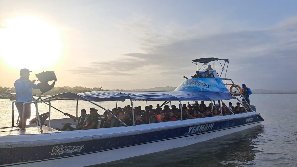 JuanTravesias's tweet photo. Desde ya gracias a la empresa #KatamaranesDelDarien y Fredy Marín, mi amigo en #Necocli por facilitar mi próxima visita a #Acandi. Atravesaré el #GolfoDeUraba para avistar la 🐢 #TortugaCana La #Travesia1MillonDeSeguidores es emocionante. @MinAmbienteCo. https://t.co/I0fJmlrE3T