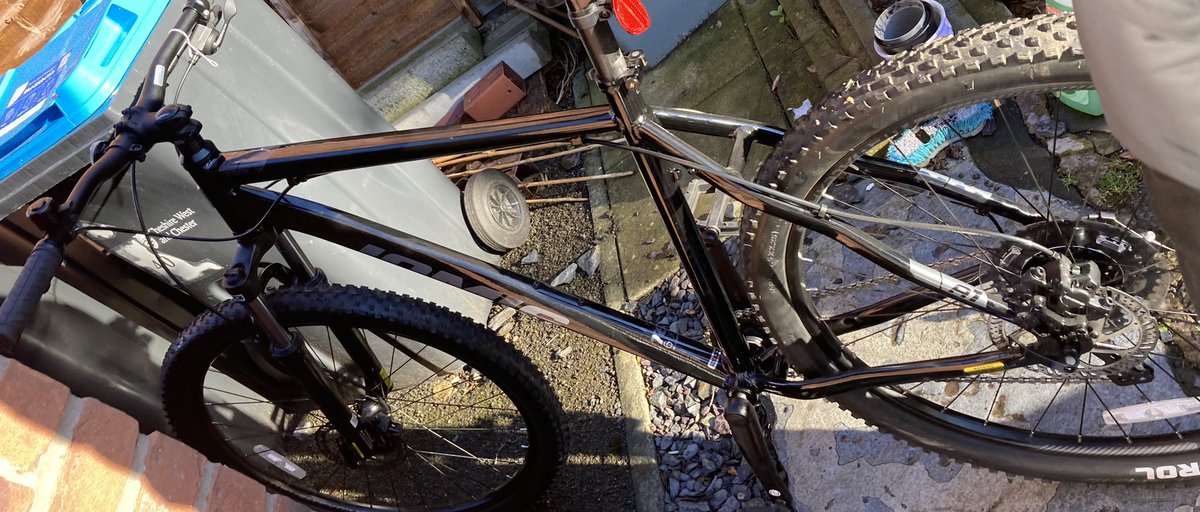 Samantha tweet media