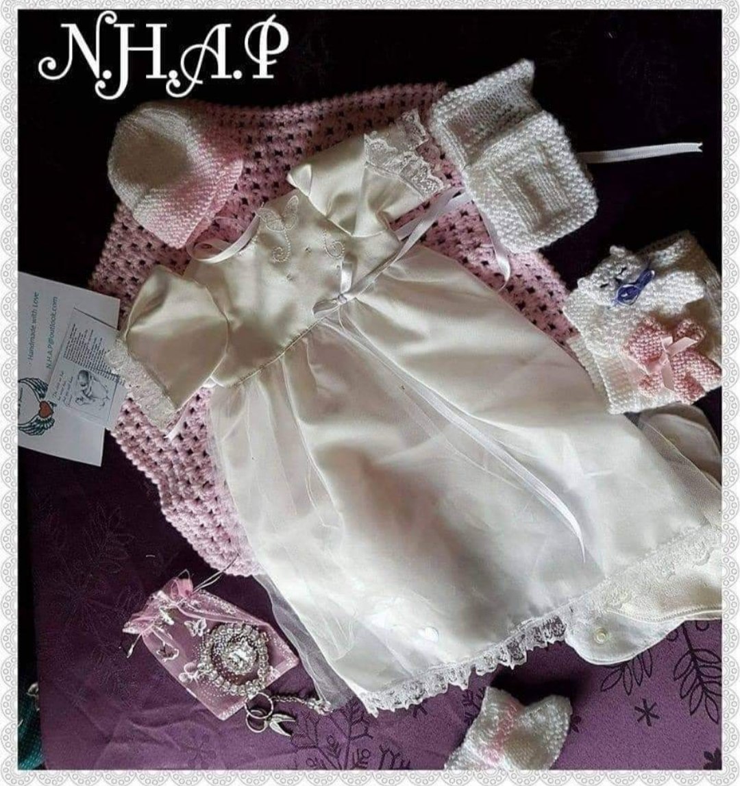 An example of one of our beautiful angel packs.

#charity #crochet #knitting #sewing #givingback #donate #MHHSBD #babyloss