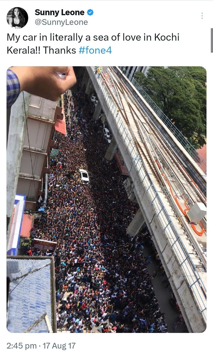 PunsterX's tweet photo. Modi                                   Sunny Leone
in Kochi                                  in Kochi https://t.co/aiqlcFii0Q