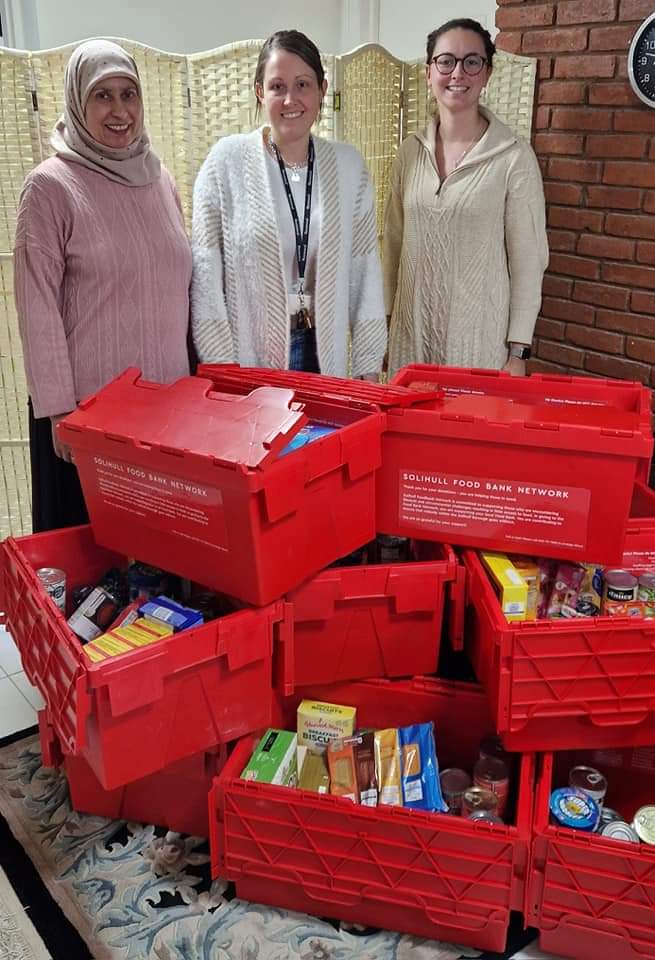 Huge thanks to Solihull Masjid @SandallsCottage and their  families who fulfilled their pledge of 28 food boxes during Ramadan to support Solihull Foodbank Network . Together we are a stronger community . @RenewalCC @WeCareUK1 @colebridgetrust