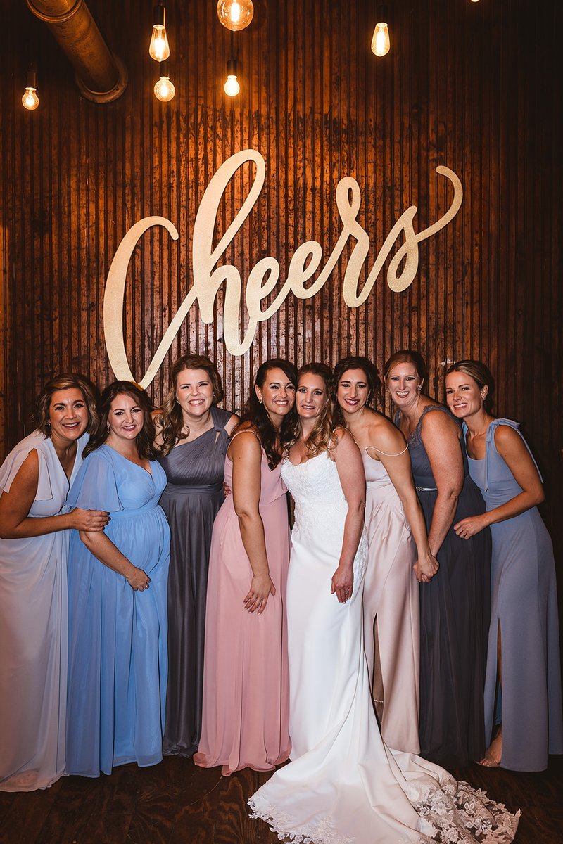 appease2you's tweet image. Ready for any moment, no matter the occasion! Make sure you and your bridesmaids look perfect all night long with long-lasting hair and makeup. #bridalready #lastingmemories

Photo by Jill Tiongco Photography
Hairstyle by Carrie
Makeup by Male

#weddingglam #weddingday