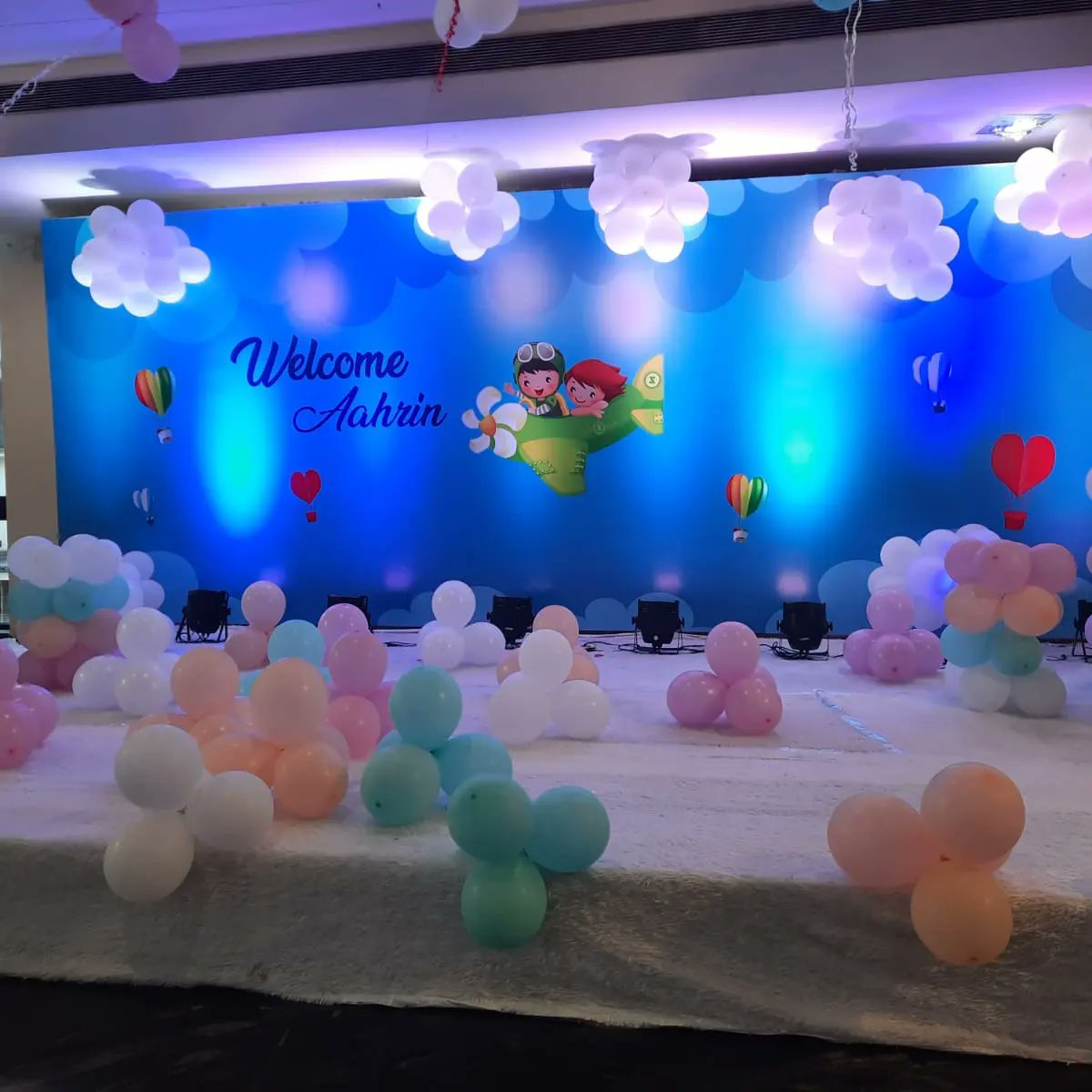 banqutehall's tweet photo. 🎉Welcome party🎉 At VrindavanBanquet hall💫

#party #welcome #pune #clebrations🎊 #vrindavanbanquethall https://t.co/373dAteBnG