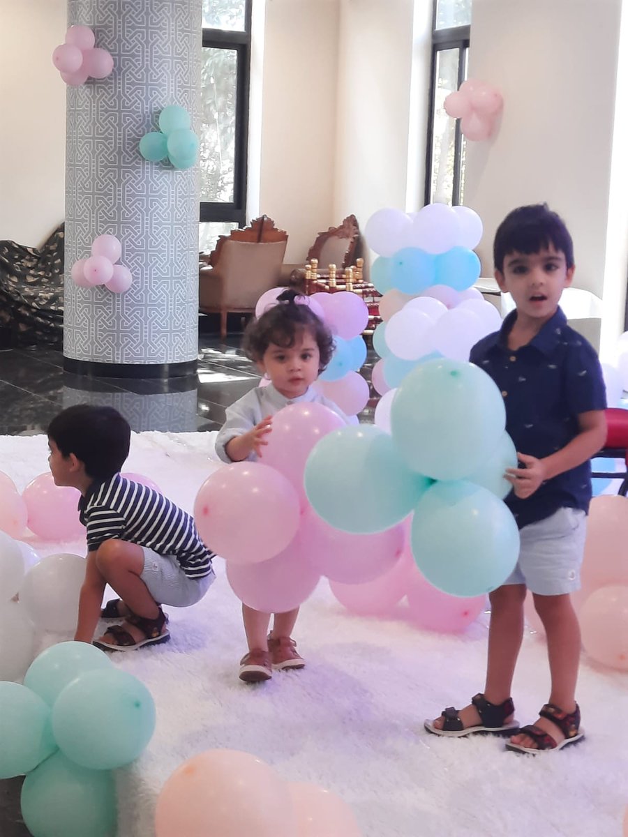 banqutehall's tweet photo. 🎉Welcome party🎉 At VrindavanBanquet hall💫

#party #welcome #pune #clebrations🎊 #vrindavanbanquethall https://t.co/373dAteBnG