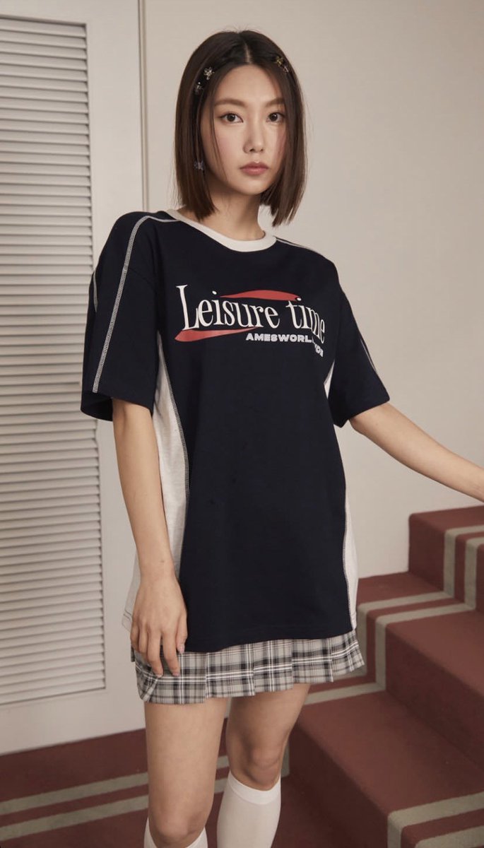 Dress_myfav's tweet photo. เสื้อ Ames CHAMPIONSHIP TEE 🤍
SIZE : S อก 33 / M อก 42 นิ้ว / L อก 46 นิ้ว
💥 ลดเหลือ 1,390฿ ส่ง 50/70฿
✈️ ส่งแอร์
🚛 เว็บส่ง 28/4
#NAEON #TransitLove2
#myfav_idolclothes
#พรีออเดอร์เกาหลี https://t.co/kGejvIWcs1