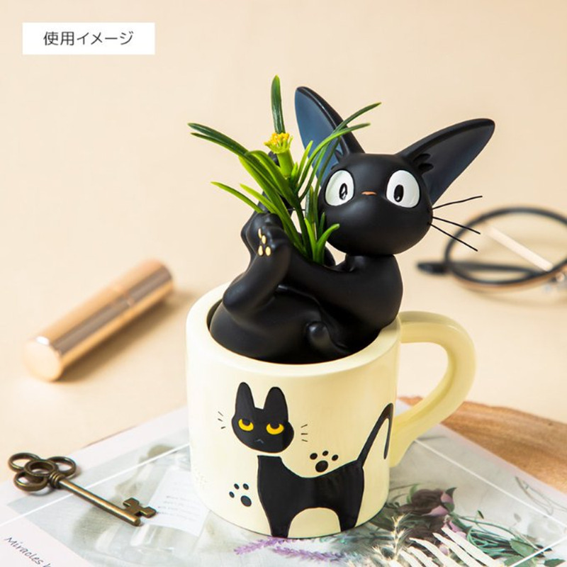 dongurisoranoue's tweet photo. 🌷再入荷🌷
かわいいジジの一輪挿しが再入荷しました❣お花を挿すと、遊んでいたらマグカップにすっぽりはまってしまったようなシーンを作ることが出来ますよ🥰

玄関や机の上などに、置きやすいサイズです♪プレゼントにも喜ばれそうですね🐾
https://t.co/oT6bzJXsTb