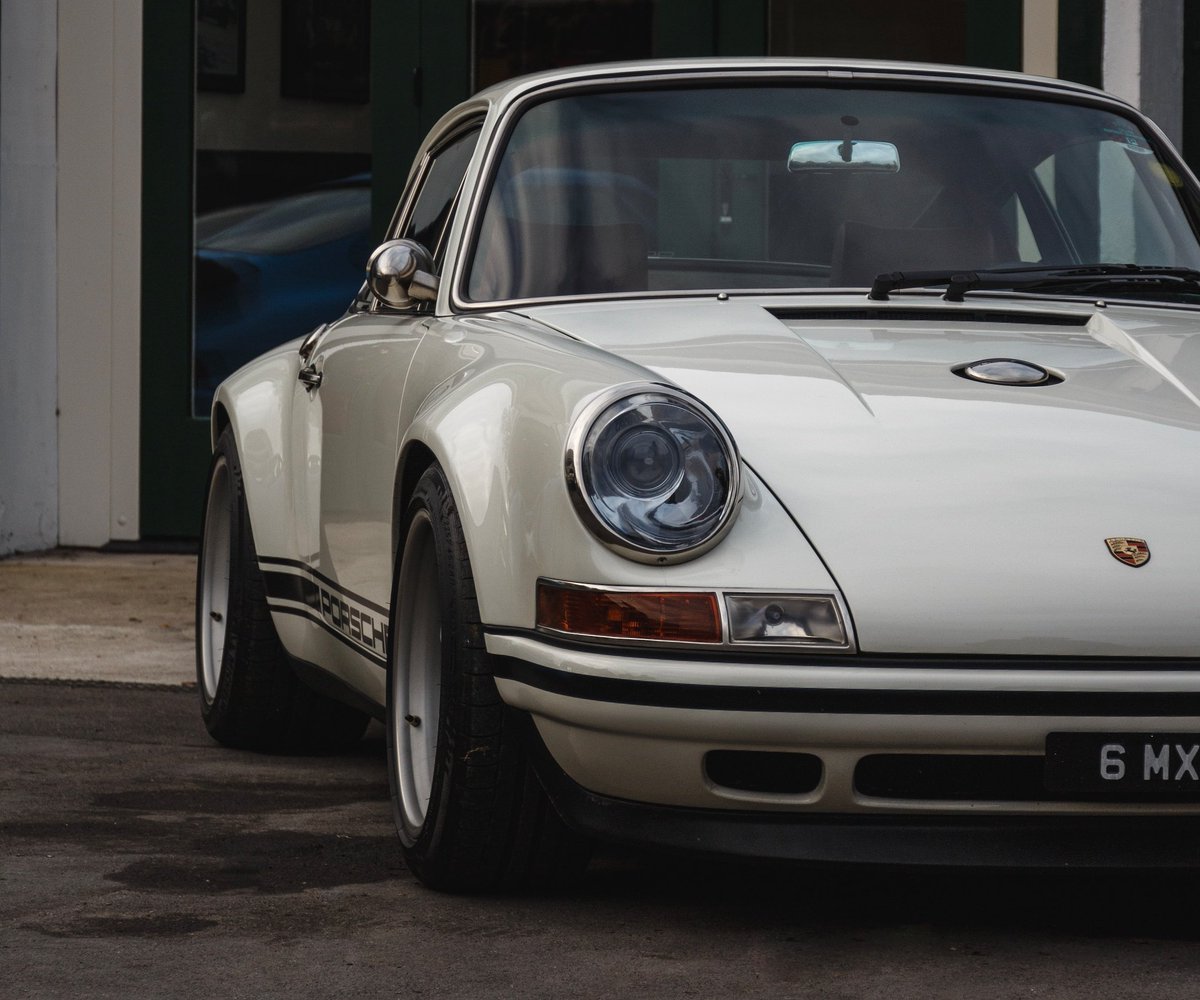 maakdesigner's tweet photo. #Porshe 🔥🔥🔥
#Porsche911 #PORSCHEMOTORSPORT #Automotive #Cars #PorscheMuseum 
#AutomotivePhotography
#CarEnthusiast #Carlife
#Driving #AutoNews 
#CarReviews #Motorsports
#Racing #ClassicCars
#vintagecars https://t.co/BqJlOkkSt2
