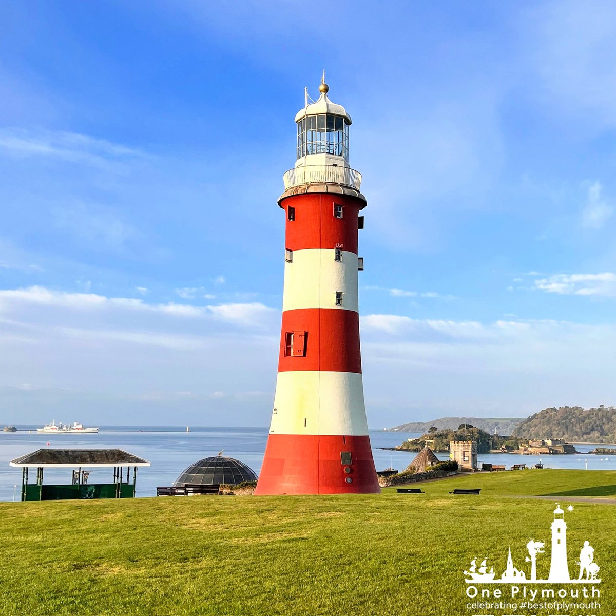 Good morning #Plymouth! 🌞 another sunny day ahead today #BestOfPlymouth Photo by #OnePlymouth member @sirfixalock heading to his early morning sea swim 🏊‍♂️