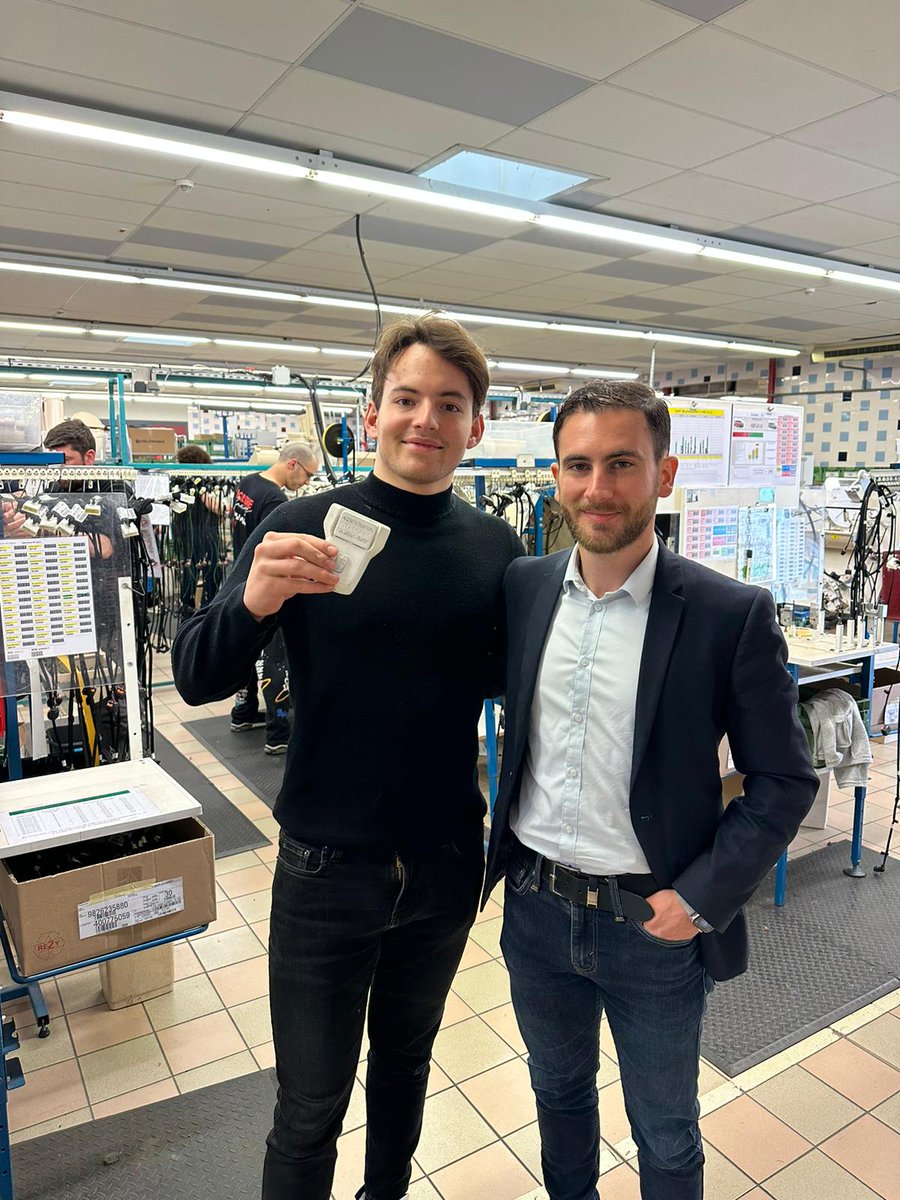 Damian_Py_Off's tweet image. Hier nous lancions les outillages de @Athana_fr et de @mymoonybelt. Une relocalisation 🇫🇷🔙🏭 réalisée par @BIM_Groupe 💪
Plus d&apos;infos 👇
athana.fr
mymoony.fr