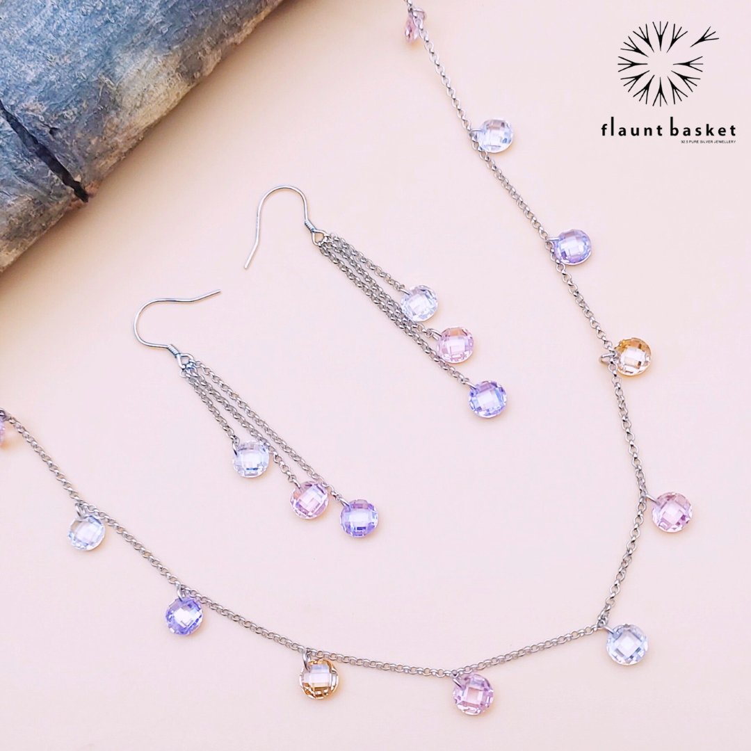 BasketFlaunt's tweet photo. This pink crystal necklace set is perfect to wear on every occasion, it's silver and sparkly, but also looks classy!🤩
.
.
#silverjewellery #925puresilver #necklaceset #flauntbasket #Designerwear
#instagram #trending #flauntbasketsilverjewellery #onlineshopping
#gtworldmall https://t.co/fmUpiS5NDh