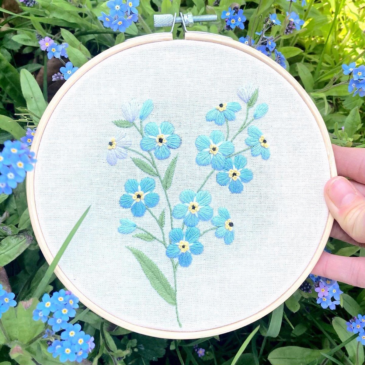 Little Green Stitches tweet media